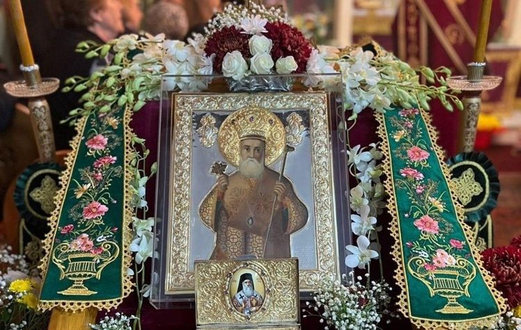 Με κατάνυξη γιορτάστηκε η γιορτή του Αγίου Νεκταρίου στη Νέα Χαλκηδόνα