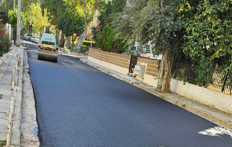 Ασφαλτοστρώσεων συνέχεια από τον Δήμο