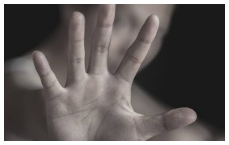 Διαδικτυακή συζήτηση για την Παγκόσμια Ημέρα για την Εξάλειψη της Βίας κατά των Γυναικών από την Ένωση Γονέων 