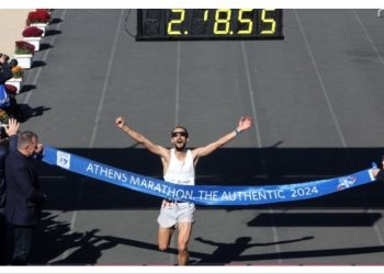 Πιτσώλης και Νούλα, θριάμβευσαν στον 41ο Αυθεντικό Μαραθώνιο της Αθήνας