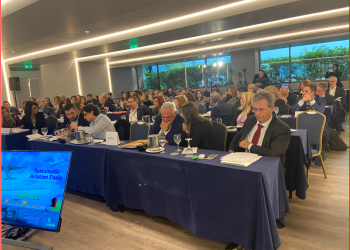 Ξεκίνησαν οι εργασίες του Διεθνούς Συνεδρίου του ΚΑΠΕ για τα βιώσιμα καύσιμα στις αερομεταφορές (SAF)