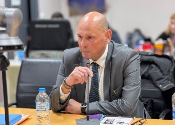 «Λευκός καπνός» για «Συμπαραστάτη του Δημότη»