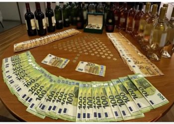 Εξαρθρώθηκε κύκλωμα λαθρεμπορίας αλκοολούχων ποτών - Συνελήφθησαν 12 άτομα