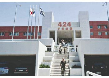 Στρατιωτικά νοσοκομεία: «Χειρουργείο» Δένδια