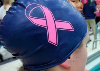 Θεραπευτική κολύμβηση για ασθενείς με καρκίνο στον Δήμο Φιλοθέης - Ψυχικού