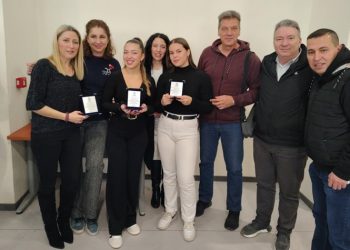 Βράβευση μαθητριών του 2ου Λυκείου Μεταμόρφωσης για την 1η θέση σε Πανελλήνιο Μαθητικό Διαγωνισμό ΚΑΡΠΑ