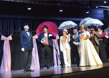 Η θεατρική παράσταση «Ένα Καπέλο από Ψάθα Ιταλίας» στη Πεύκη