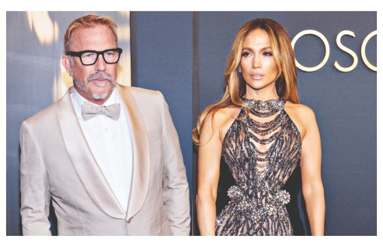 Κέβιν Κόστνερ- Τζένιφερ Λόπεζ: Σημάδια… φλερτ