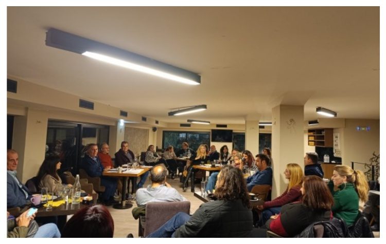 Η Ένωση Γονέων Βριλησσίων έκοψε την πρωτοχρονιάτικη πίτα της