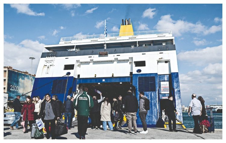 Ακτοπλοΐα: Σαλπάρουν… και οι τιμές