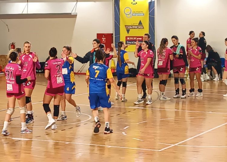 Χάντμπολ: Μια καλή προπόνηση για τον ΟΦΝΙ στη Νίκαια (φώτος)