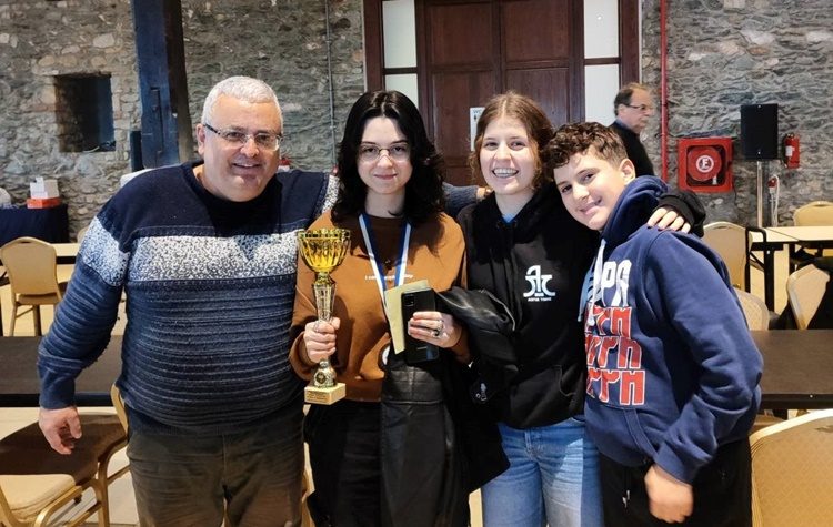 Μαρία Δάλλα στην «Α»: «Το σκάκι έχει βελτιώσει τη συγκέντρωση και την μαθηματική μου σκέψη»