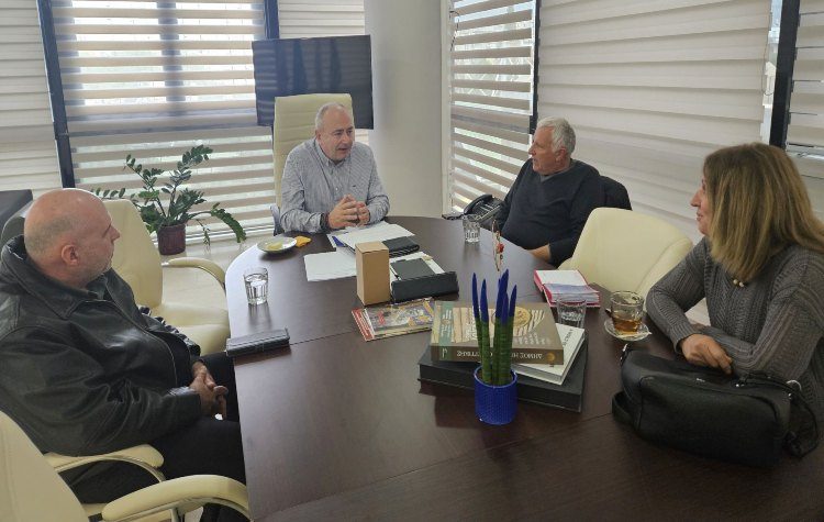 Επίσκεψη κλιμακίου του Κινήματος Δημοκρατίας στο Ηράκλειο