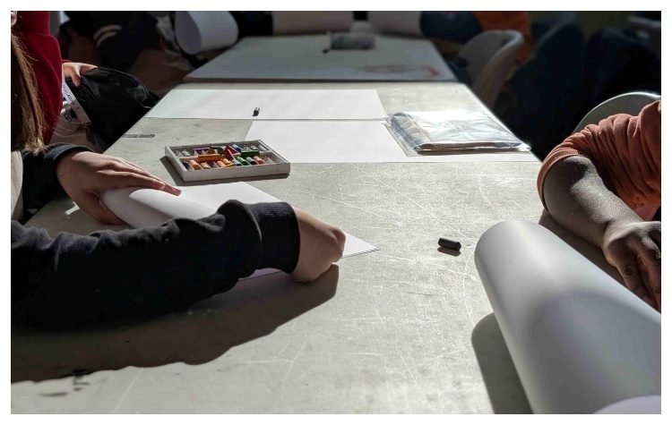 Περιφέρεια Αττικής: Eκπαιδευτικά εργαστήρια τέχνης «ΒιωμAttica» για παιδιά ευάλωτων οικογενειών