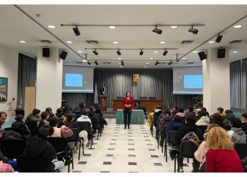 Εκπαιδευτική επίσκεψη της ΣΤ’ τάξης του 3ου Δημοτικού στο δημαρχείο Αμαρουσίου