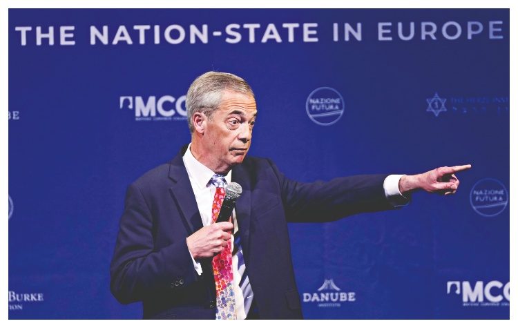 Μεγάλη Βρετανία: Τα πάνω-κάτω μέσω… Μασκ