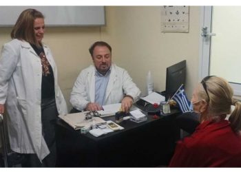 Οφθαλμολογικός έλεγχος στα ΚΑΠΗ και ωφελούμενους του Δημοτικού Πολυιατρείου Αμαρουσίου