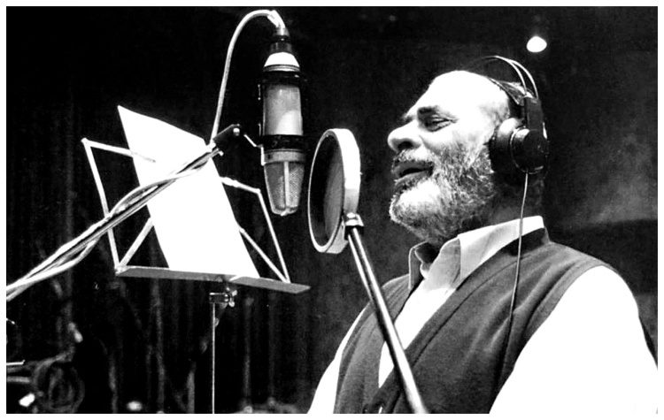 Ο Στέλιος Καζαντζίδης και ο αρχέγονος πόνος