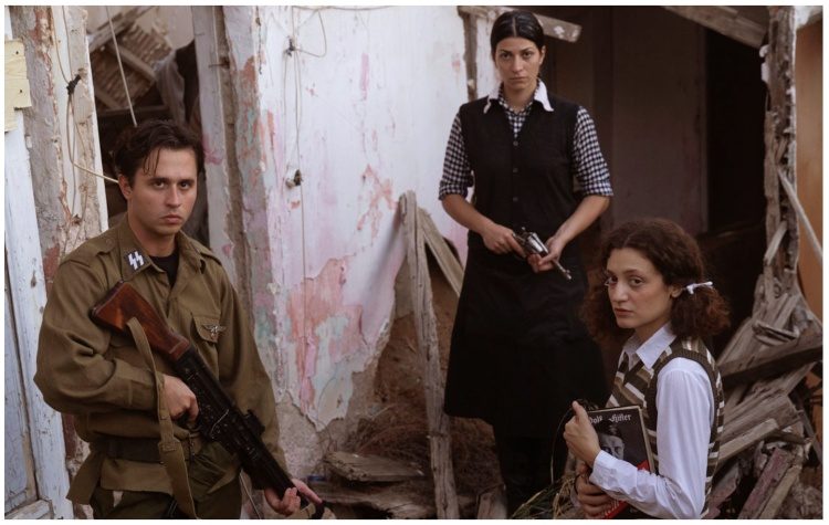 Παράταση για την επιτυχημένη παράσταση: «ΟΙ ΔΥΟ ΓΙΟΙ» του Μπέρτολτ Μπρέχτ στο θέατρο 2510