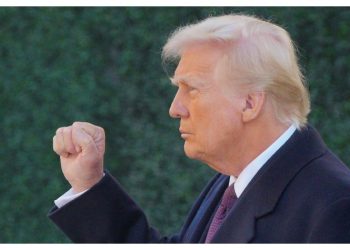 Ο Τραμπ απέσυρε τις ΗΠΑ από τον ΠΟΥ και τη συμφωνία του Παρισιού για το κλίμα