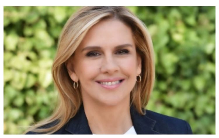 Πρόσκληση σε Κοπή Πρωτοχρονιάτικης Βασιλόπιτας από τη Ζωή Ράπτη