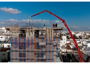 ΥΠΕΝ: «Παράταση ενός μηνός της μεταβατικής νομοθετικής ρύθμισης για οικοδομικές άδειες με μπόνους ΝΟΚ»