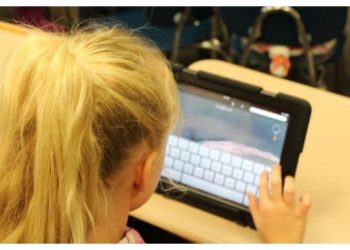  «Εθισμός στο Διαδίκτυο» από τη Σχολή Γονέων