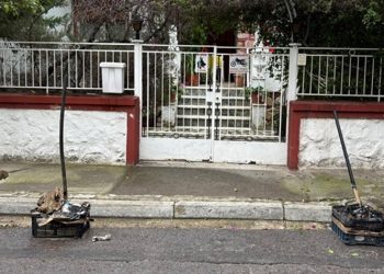 Φιλοθέη – Ψυχικό: Ξεκίνησε η αφαίρεση παράνομων και αυτοσχέδιων εμποδίων από τους δρόμους