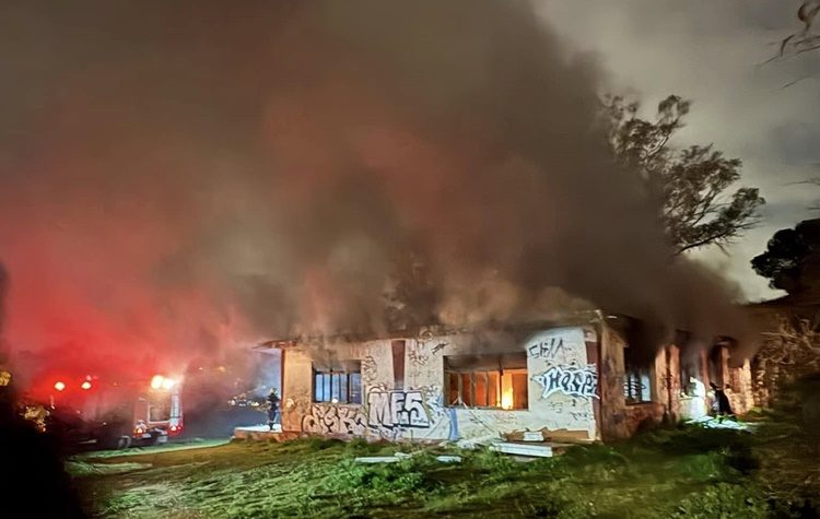 Έγκαιρη αντιμετώπιση πυρκαγιάς στο Νέο Ψυχικό