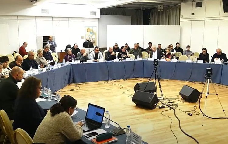 Δ. Σ. Κηφισιάς για Τέμπη: «Ασφαλείς δημόσιες μεταφορές και αυστηρή τιμωρία των ενόχων»