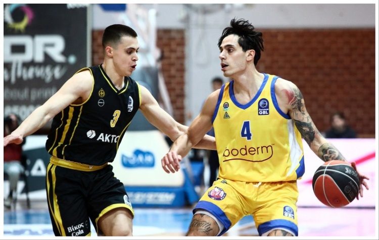 Basket League: Παραμένει χαμηλά το Μαρούσι που έχασε από το Λαύριο