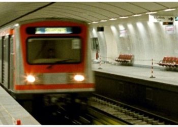 Φάρσα το τηλεφώνημα για βόμβα στο σταθμό Μετρό Μοναστηράκι