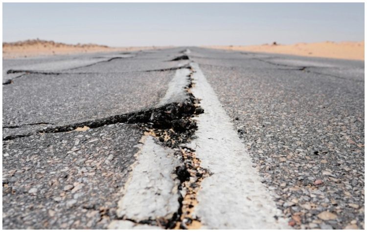 Πρωτόγνωρο ή ενδημικό φαινόμενο η σεισμική σμηνοσειρά της Σαντορίνης;