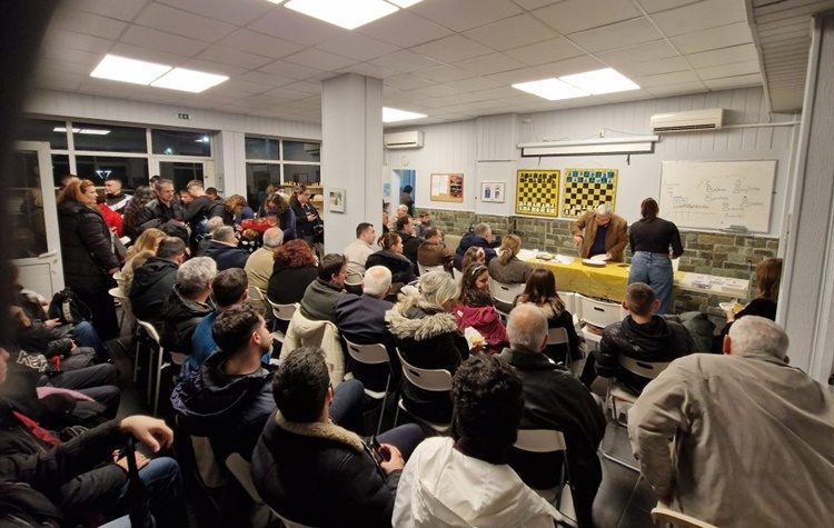 Σκακιστικός Όμιλος Νέας Φιλαδέλφειας – Νέας Χαλκηδόνας: Ενθουσιασμός για τη νέα αίθουσα και συγκίνηση για το αρχείο του Βύρωνα Ζάππα!