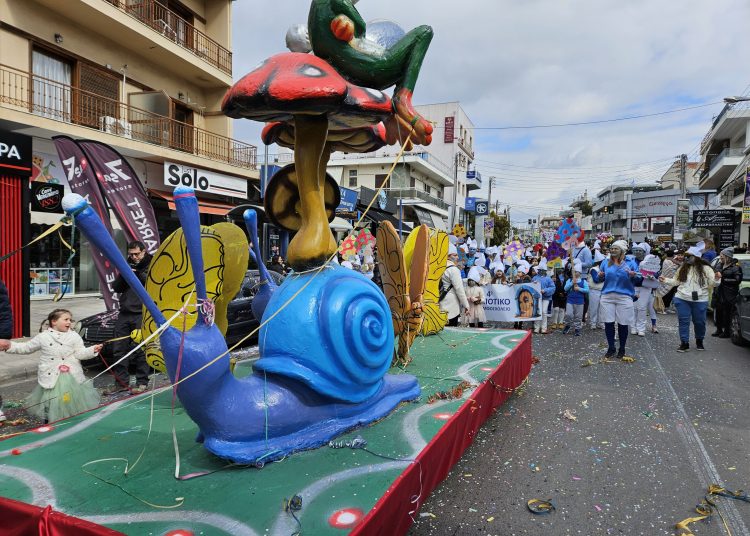 Με κέφι και φαντασία το καρναβάλι του Δήμου Ηρακλείου