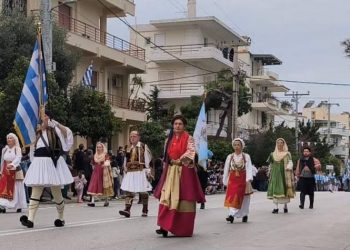Στα γαλανόλευκα Χολαργός και Παπάγου για την 25η Μαρτίου