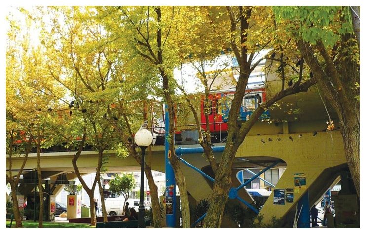 Η διαρκής μαρουσιώτικη «κρίση ταυτότητας»