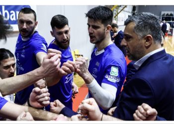 VOLLEY LEAGUE: Πήρε τη νίκη, αλλά όχι το «τρίποντο» η Κηφισιά απέναντι στον ΟΦΗ