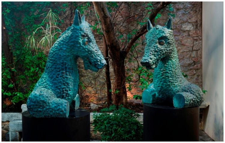 O ιδιότυπος κοινωνικός ρεαλισμός του Thomas Schütte.