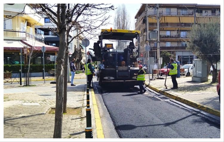 Συνέχεια ασφαλτοστρώσεων στο Δήμο Αμαρουσίου σε Αγίους Αναργύρους και Κέντρο
