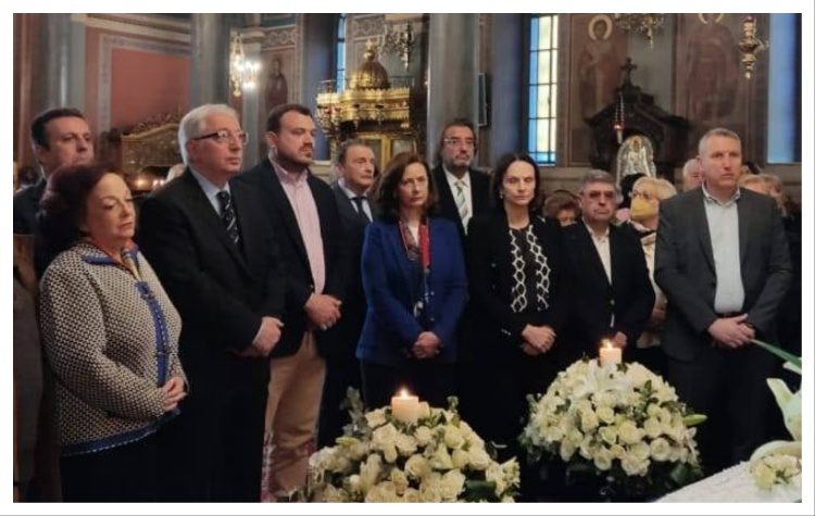 Συγκίνηση στο ετήσιο μνημόσυνο των πεσόντων Μαρουσιωτών στον αγώνα του 1821