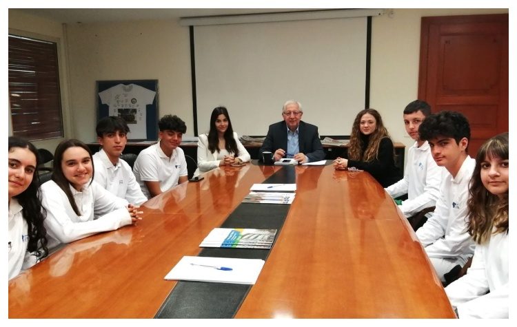 Θ. Αμπατζόγλου: «Ecomobility» συνέντευξη σε μαθητές των Εκπαιδευτηρίων «Δούκα»