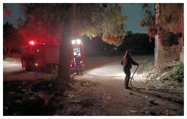 Κατασβήστηκε φωτιά σε ισόγεια αίθουσα του ΝΙΕΝ