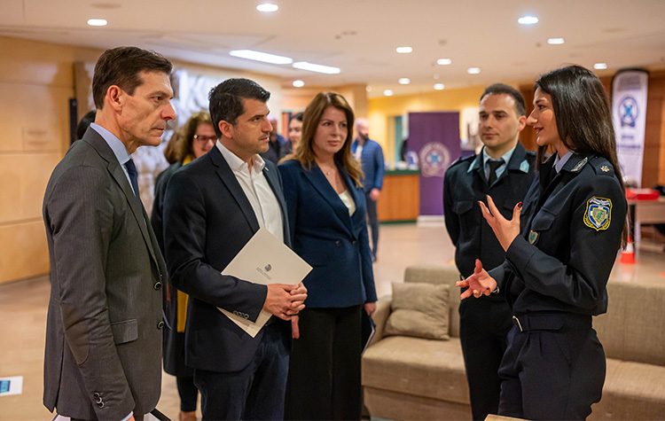 Προαναγγελίες και ανακοινώσεις την πρώτη ημέρα της Διημερίδας για την παραβατικότητα και τη βία