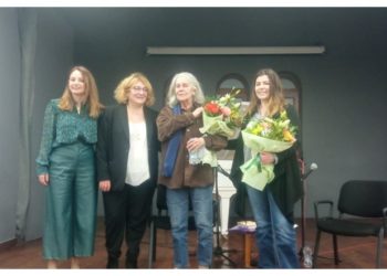Μια ξεχωριστή λογοτεχνική βραδιά με τη Ιωάννα Καρυστιάνη στο Πολιτιστικό Κέντρο Μελισσίων