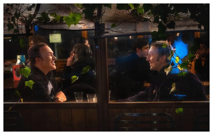 Ο Πεντελιώτης Κώστας Λειβαδάς και ο Ρένος Χαραλαμπίδης στη μουσική σκηνή Major Seven