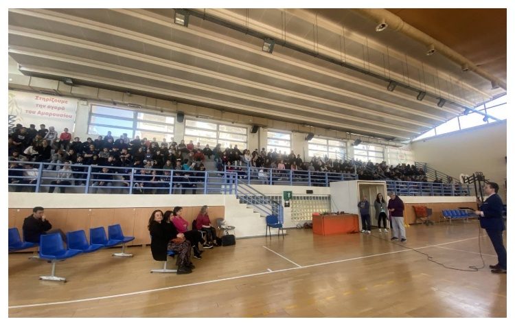 Bραβεύτηκαν οι πρωταθλητές των ενδοσχολικών πρωταθλημάτων του 2ου Γυμνασίου Αμαρουσίου