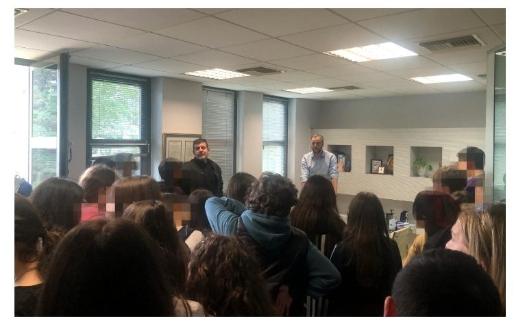 Εκπαιδευτική επίσκεψη στο Δημαρχείο για το 2ο Γυμνάσιο Βριλησσίων 