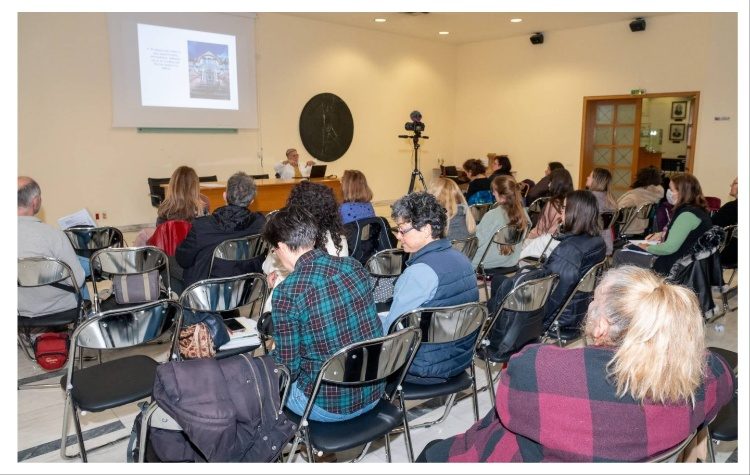 Μεγάλη συμμετοχή στα μαθήματα Αρχιτεκτονικής Φωτογραφίας και τη φωτογράφιση σύγχρονων κτηρίων του Αμαρουσίου