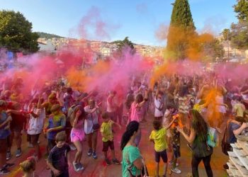 «Φεστιβάλ Χρωμάτων» στου Παπάγου